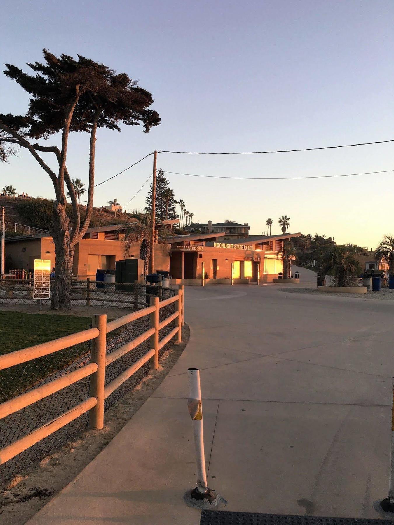 Portofino Beach Inn - Encinitas Exterior foto